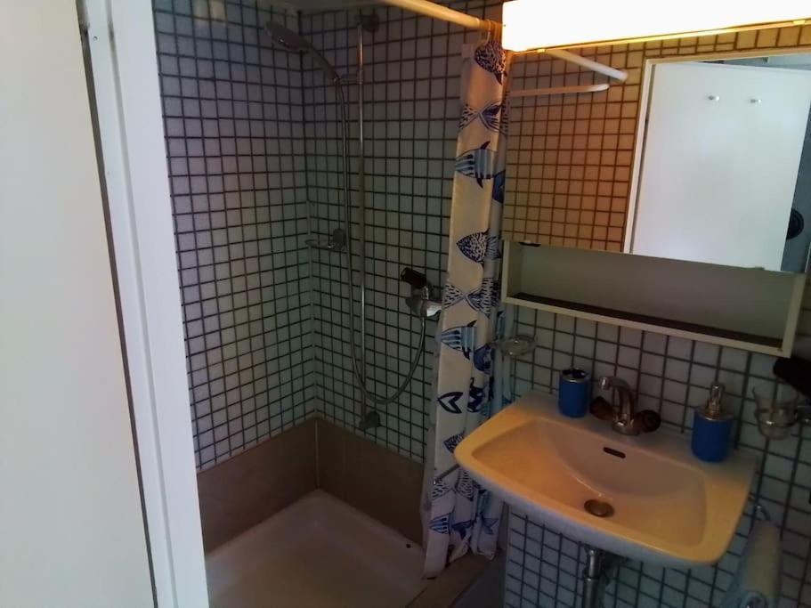 Tiny Flat *