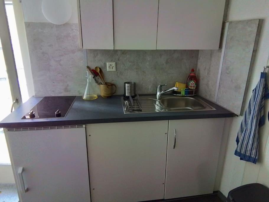 Tiny Flat Apartment *